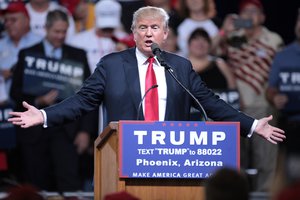 Donald Trump speaking with supporters at a campaign rally at Veterans Memorial Coliseum at the Arizona State Fairgrounds in Phoenix, Arizona, 18 June 2016