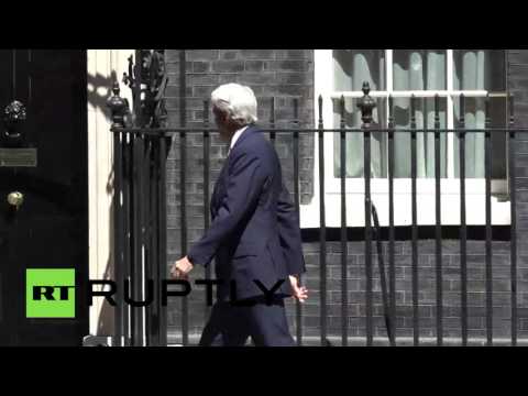 RAW: Kerry collides with Downing Street door