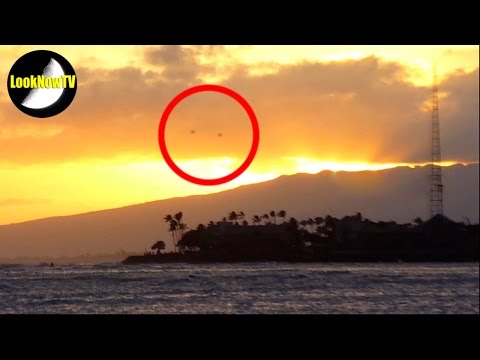 Best UFO Sightings Flying Saucers Unidentified Flying Objects April 2015 HD