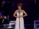 Shirley Bassey - Diamonds Are Forever (From "Divas Are Forever" DVD)