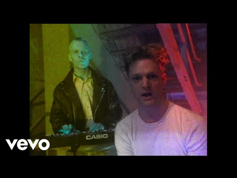 Erasure - Chains of Love (Official Video)