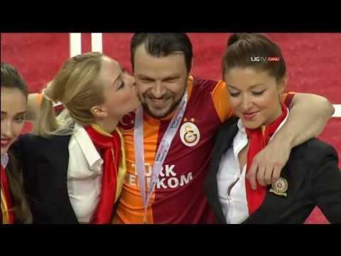 Tomáš Ujfaluši ' ye Şampiyonluk Öpücüğü (2013,HD)