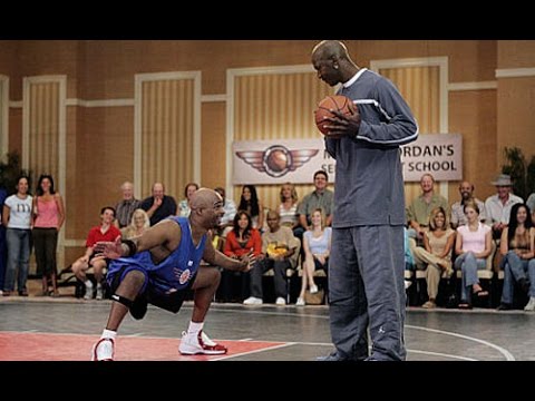 Michael Jordan (Age 41) Vs. Damon Wayans Sr. (Age 44) One On One (September 21, 2004)