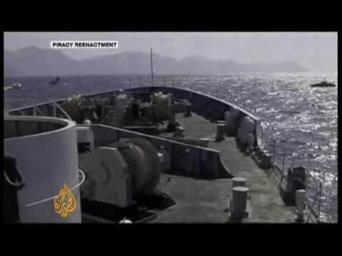 Joint patrols fight Malacca Strait piracy - 8 Dec 2008