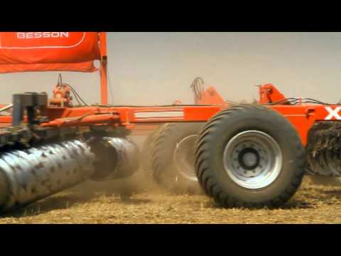 мировой рекорд трактора Ростсельмаш - 535 Buhler Versatile