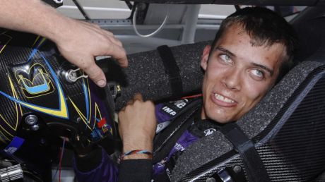 Champion motor racing driver Bryan Clauson died in a crash in Lincoln, Nebraska at the weekend.