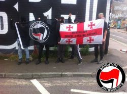 NOTTINGHAM REPORTBACK: Brighton Antifascists’ crew managed to run across this EDL flag, which was probably dropped in disgust & abject shame by an Islamophobe upon realizing how pitiful the EDL turnout was and how utterly outgunned they were.