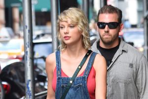 Taylor Swift checks on the progress of her Tribeca Apartment as she make a quick stop on August 8, 2016 in New York City.