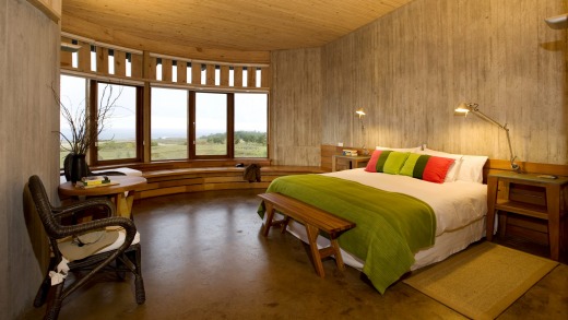 Explora bedroom.