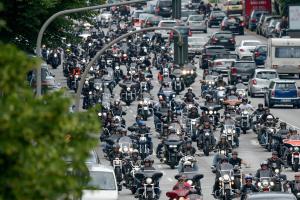 Nicht nur zu den Harley Days ist es auf Hamburgs Straßen mitunter sehr laut