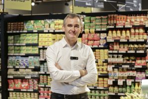 Analysts says Woolworths' turnaround under CEO Brad Banducci will take longer and cost more than expected.