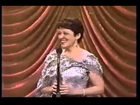 Linda Lavin wins 1987 Tony Award for Best Actress in a Play