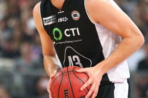 MELBOURNE, AUSTRALIA - DECEMBER 16: Chris Goulding of Melbourne United passes the ball during the round 11 NBL match ...