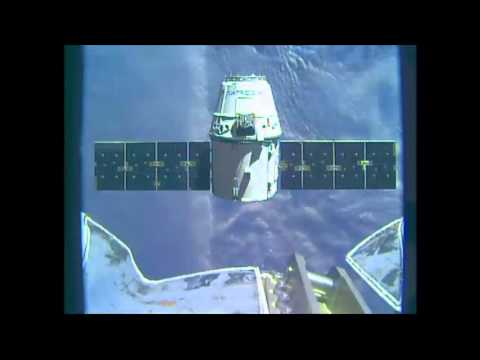 SpaceX Dragon Reaches ISS with New Supplies