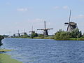 Kinderdijk, Van R naar L Overwaard Molens Nr. 8 tm 4 en Nederwaard Molen No.5.JPG