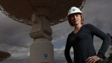 Black hole hunter Dr Lisa Harvey-Smith has won the Eureka Prize for Promoting Understanding of Australian Science Research.