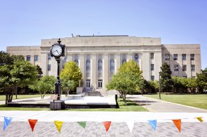 Oklahoma City Municipal Building, USA