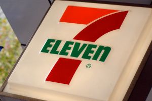 A 7-eleven franchisee asks about tax reduction.