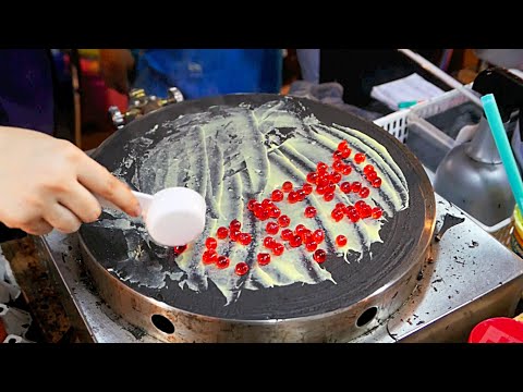 Thailand Street Food - SHOCKING BLACK CREPE Bangkok Dessert