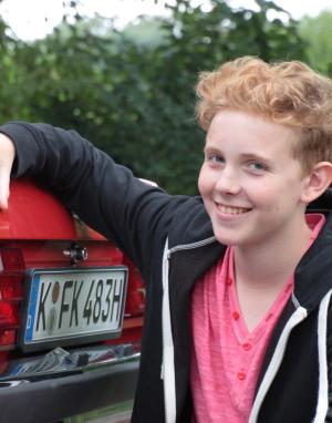 Der 15-jährige Luca hat sich bereits sein erstes Auto gekauft – einen Ford Granada