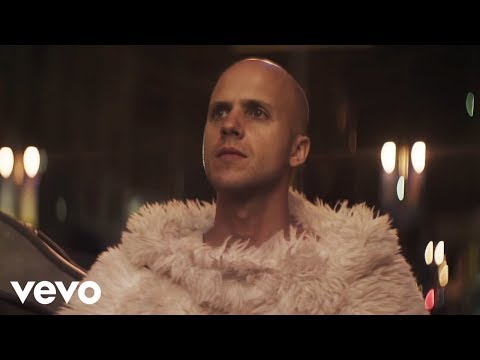 Milow - Howling At The Moon (Official Video)