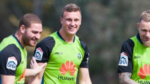 Cleared Raiders fullback Jack Wighton enjoys a laugh with teammates at training.