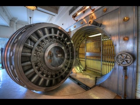 CREDIT SUISSE VAULT - An Exclusive Look Inside The Credit Suisse Underground Vault