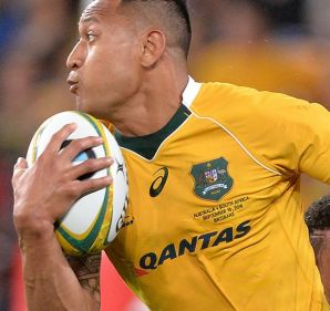 Shackled: Israel Folau attempts to break away from the Boks' defence.