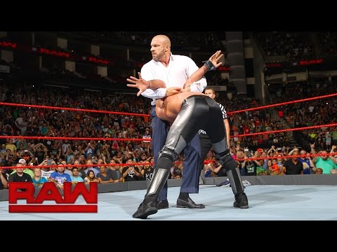 WWE Universal Championship Fatal 4-Way Elimination Match: Raw, Aug. 29, 2016