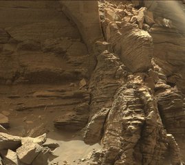 This view from the Mast Camera (Mastcam) on NASA's Curiosity Mars rover shows an outcrop with finely layered rocks within the "Murray Buttes" region on lower Mount Sharp. The image was taken on Sept. 8, 2016.