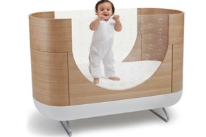 LUXE: Cot
<a href="http://www.designkids.com.au/collections/cots/products/ubabub-pod" target="_blank">Ubabub Pod Cot</a> ...