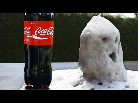 Coca Cola and Pool Chlorine Strange Chemical Reaction