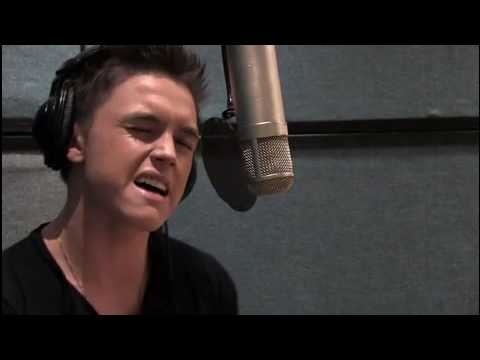 Jesse McCartney - LEAVIN' - KISS FM Acoustic Version