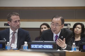 Secretary-General Ban Ki-moon (right) delivers remarks at the High-Level Event "Supporting Greater Dignity and Protection: Enhancing Self-Reliance in Food Security and Nutrition in Protracted Refugee Situation" at UN Summit for Refugees and Migrants, 19 September 2016.