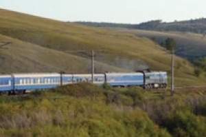 The Golden Eagle luxury train travels along the world's longest railway.