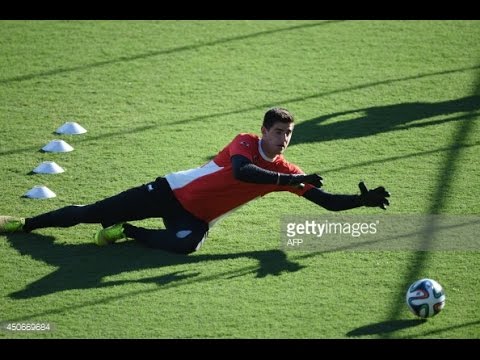 Goalkeeper training - Thibaut Courtois training (  Chelsea and the Belgium national team)