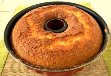 Ciambellone integrale allo yogurt