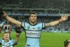 Michael Ennis celebrates Sharks win over Cowboys with his kids