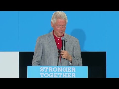 Bill Clinton flubs Hillary diagnosis at campaign event