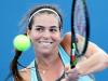 Ajla returns to court without coach