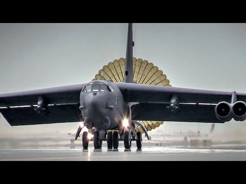 B-52 Stratofortress Bombers Land in Qatar