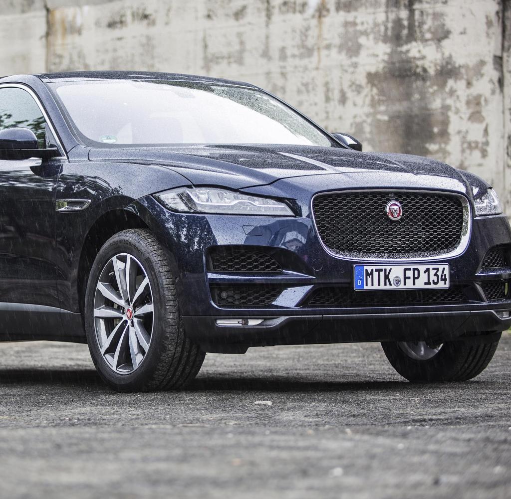 Ein Auto wie ein gut sitzender Anzug: Unser Testwagen, ein Jaguar F-Pace 30d AWD mit „Portfolio“-Ausstattung, kostet 65.170 Euro