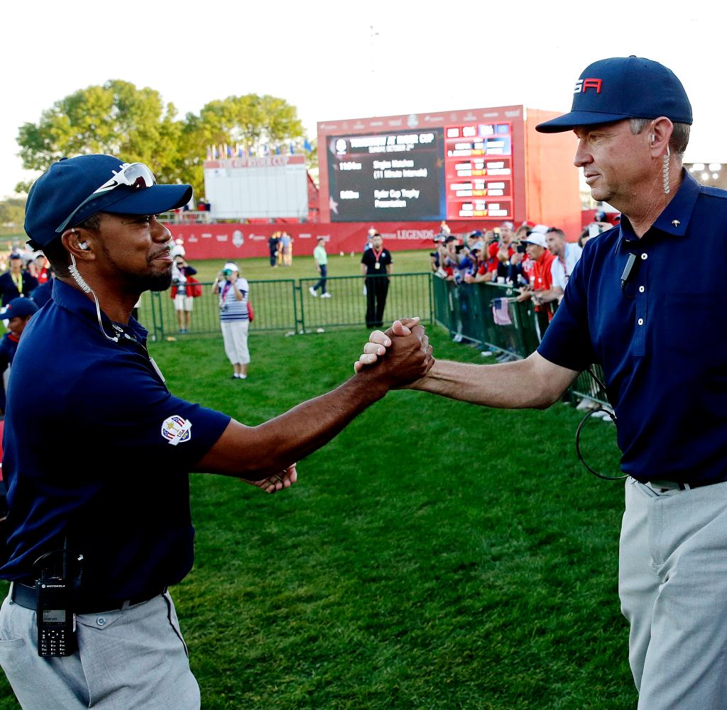 Tiger Woods und Team-Kapitän Davis Love III können sich über den Sieg der USA freuen