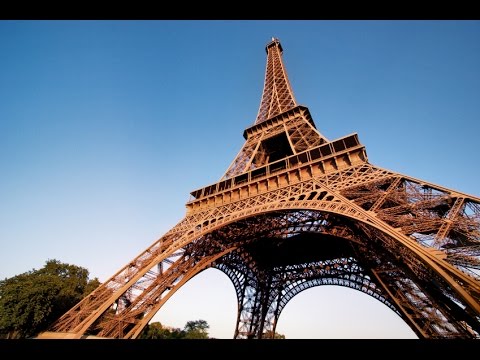 Paris -10 Things You Need To Know - Hostelworld Video