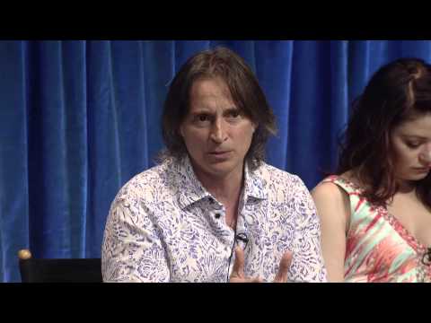 Once Upon A Time - Robert Carlyle On The Return of Bae