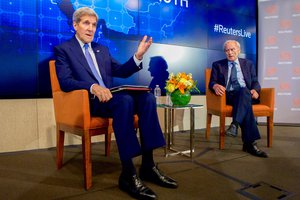 U.S. Secretary of State John Kerry speaks about the Iranian nuclear deal negotiated by the United States, Iran, the European Union, and the P5+1 nations with Thomson Reuters Editor-at-Large Sir Harold Evans on August 11, 2015, at Thomson Reuters Headquarters in New York, N.Y