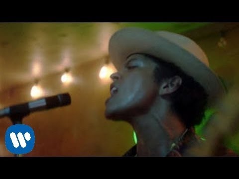 Bruno Mars - Gorilla [Official Music Video]