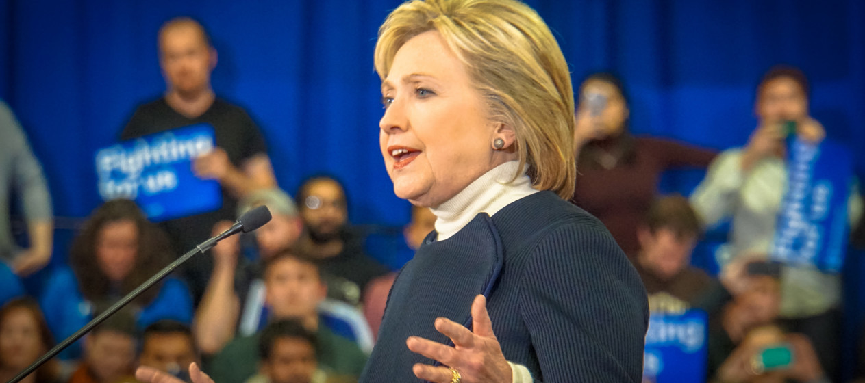 Hillary Clinton gives a speech to supporters after conceding to Bernie Sanders, Hooksett New Hampshire, USA (Ted Eytan on Flickr)