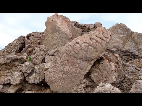 Oldest Petroglyphs In North America  - Nevada