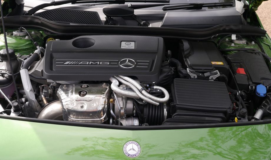 Mercedes-AMG A 45 2.0 litre engine